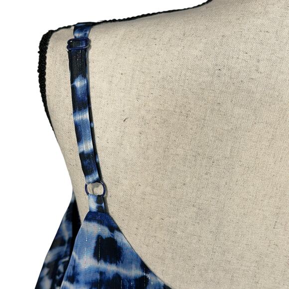 Torrid SZ 00 (Medium) Top Abstract Lined Spaghetti Straps V-Neck Flowy Blue - Picture 6 of 10